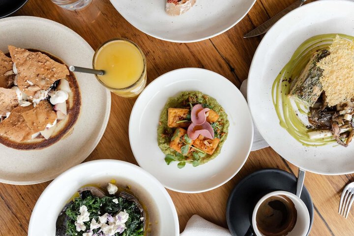 Breakfast/Coffee Service 77 of 149