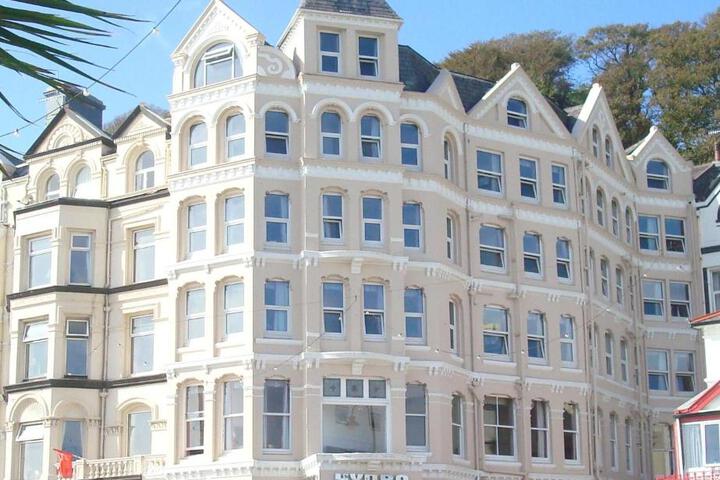 Hydro Hotel in Douglas
