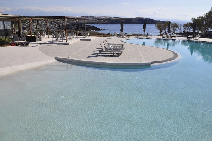 Pool 194 of 340