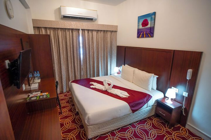 Room 26 of 60