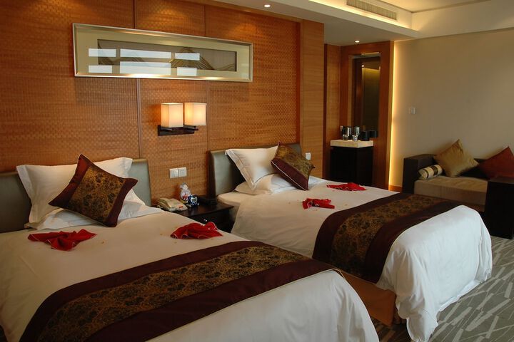 Room 10 of 45