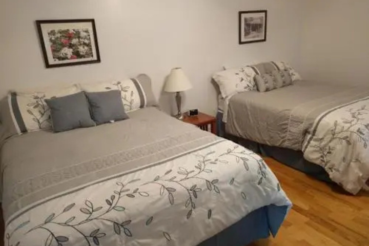 Room 2 of 16