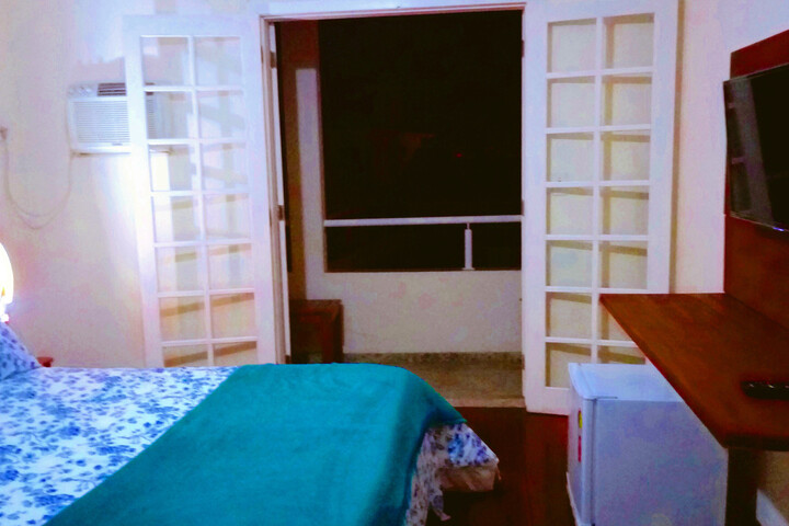 Room 43 of 80