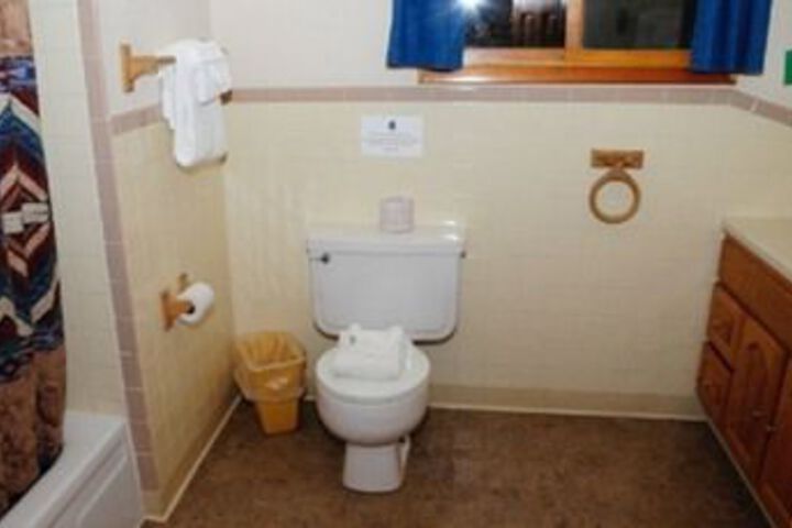 Room 29 of 182