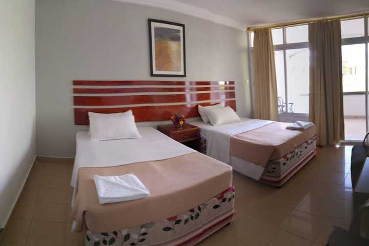 Room 2 of 6