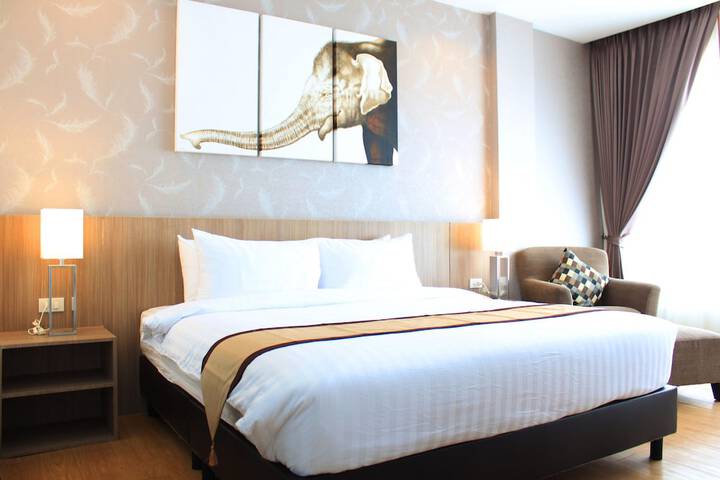 Room 4 of 39