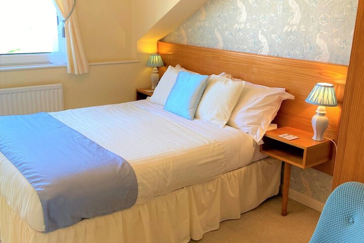 Room 14 of 63