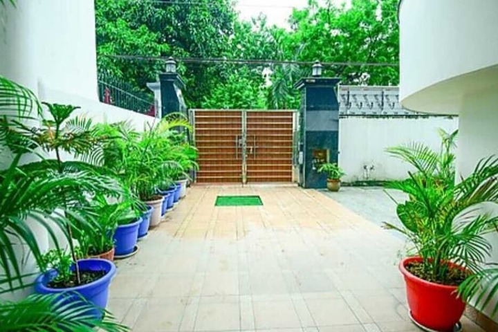 Property Grounds 27 of 27