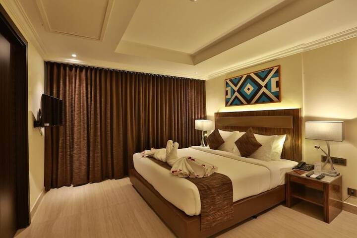 Room 3 of 23