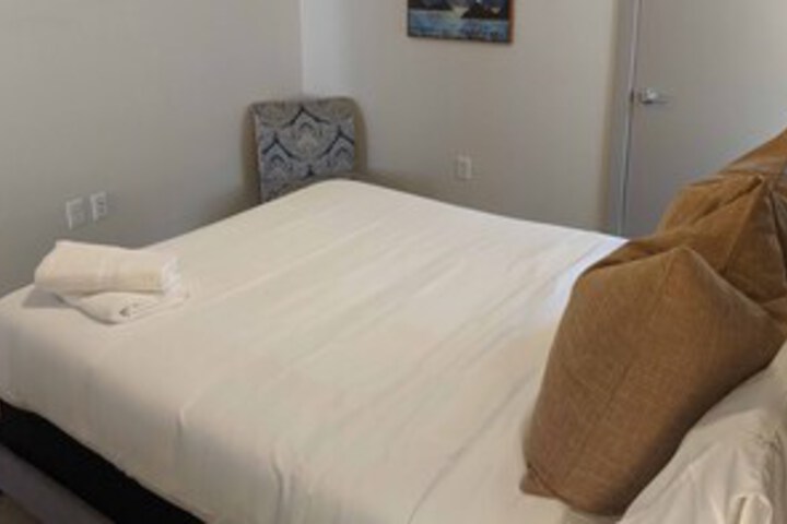 Room 261 of 328