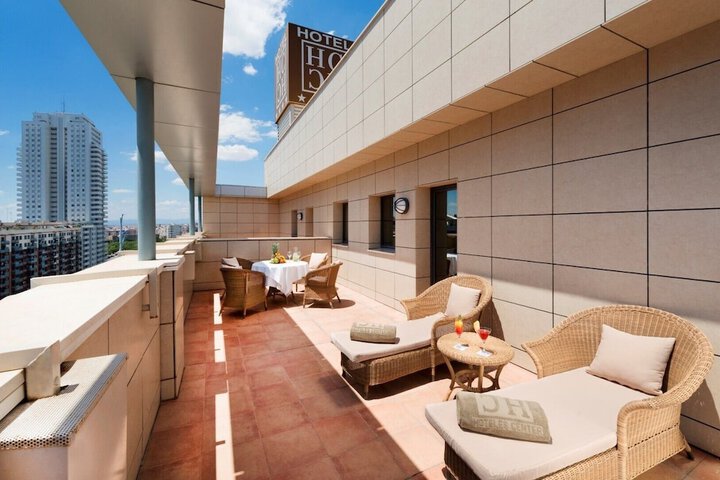Terrace/Patio 16 of 40