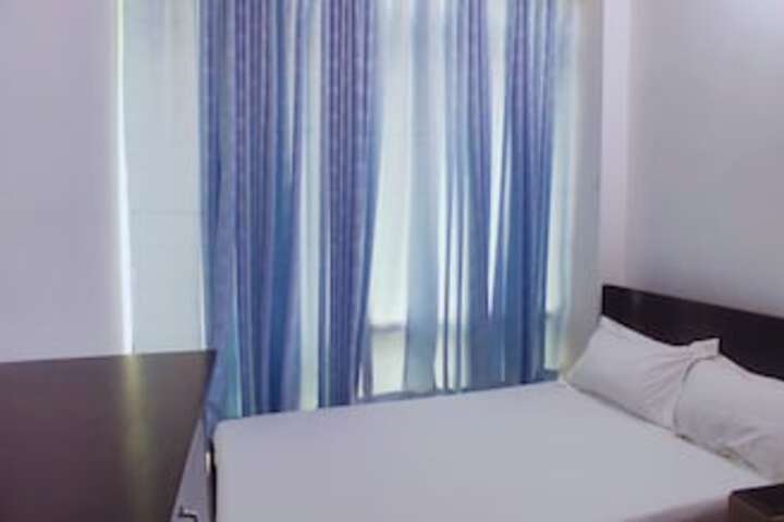 Room 10 of 117