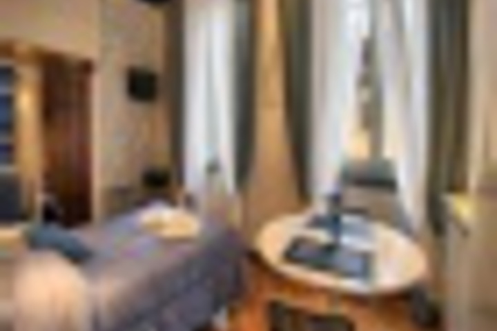 Room 63 of 528