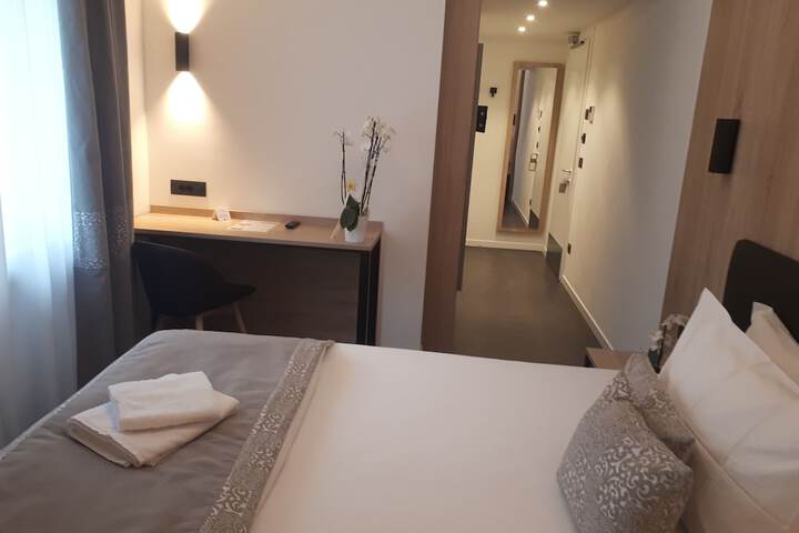 Room 22 of 50