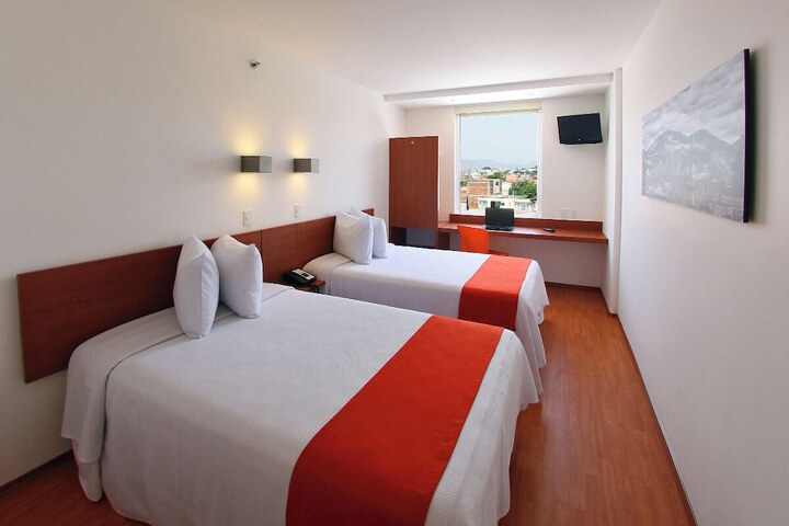 Room 14 of 70