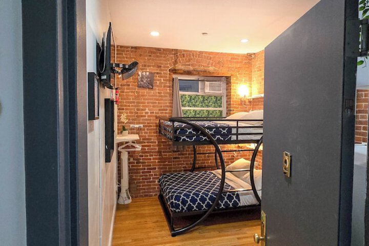 Room 218 of 268