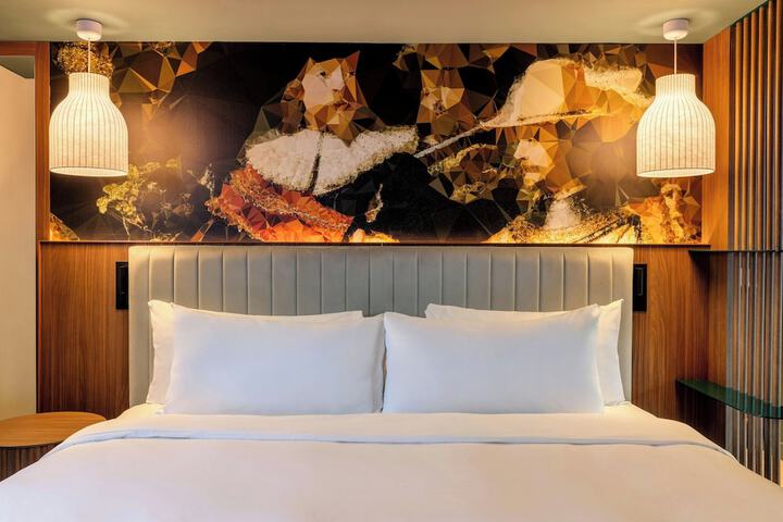 Room 47 of 219