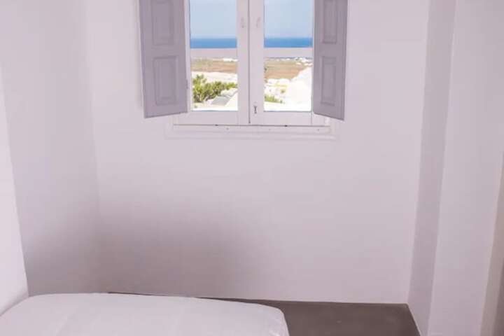 Room 28 of 117
