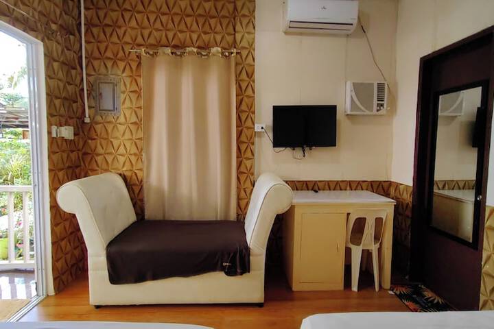 Room 30 of 60
