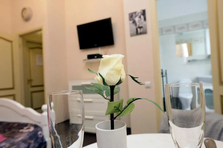 Room 2 of 12