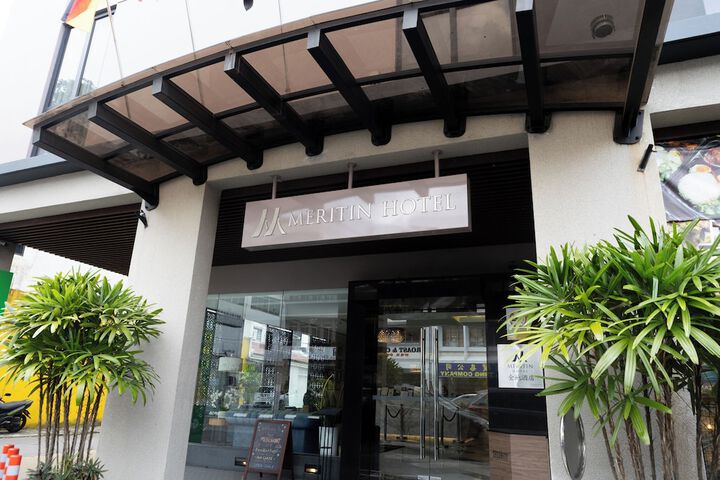 Hotel Exterior 64 of 71