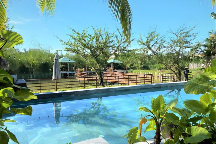 Pool 108 of 169