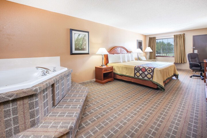1 King Bed Mobility Accessible (9 of 13)