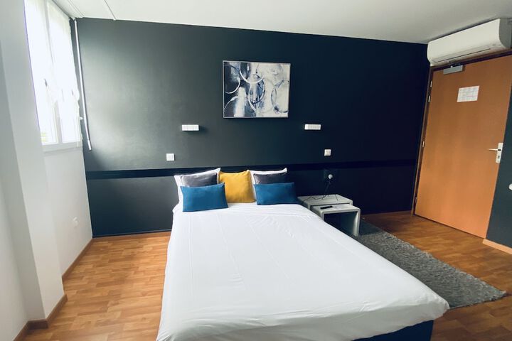 Room 21 of 72