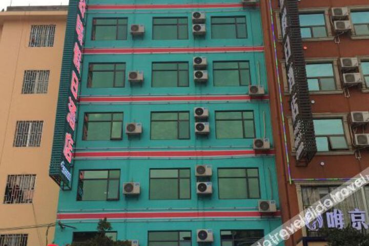 Hotel 4 of 36