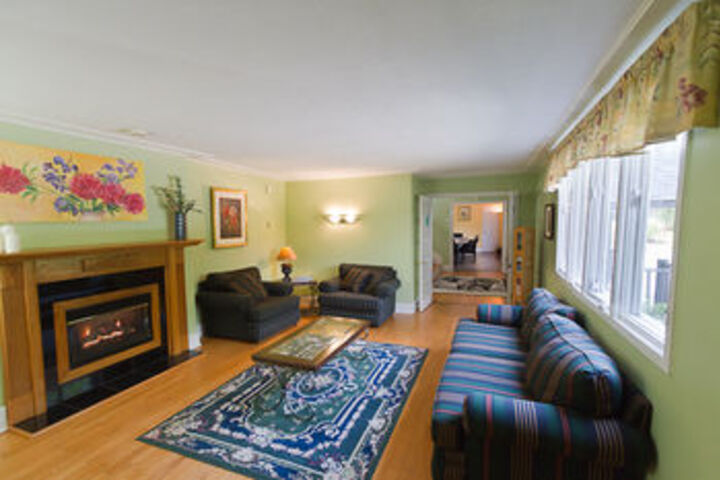 Room 30 of 50