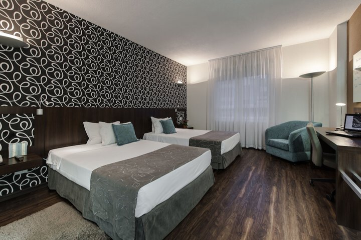 Room 14 of 47