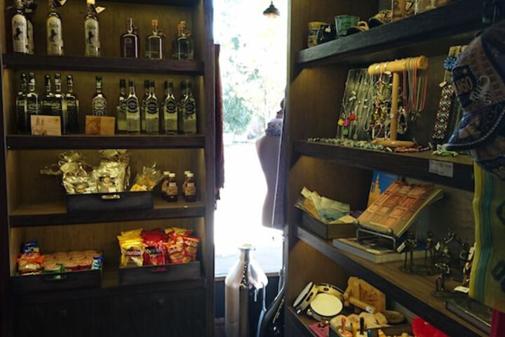 Gift shop