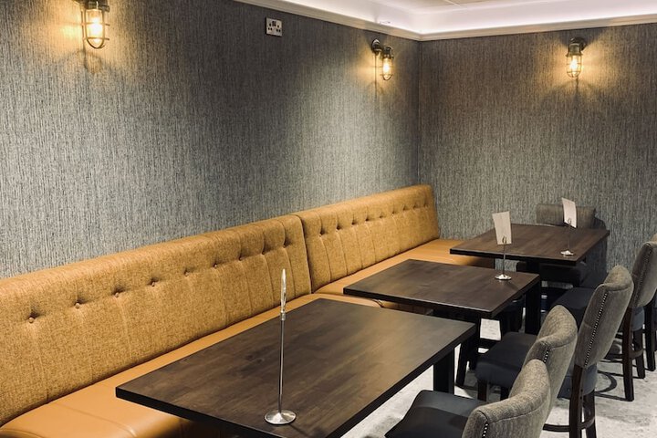 Lounge 49 of 58