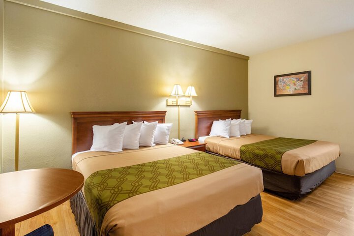 Room 4 of 29