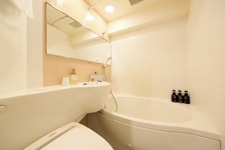 Bath Interior