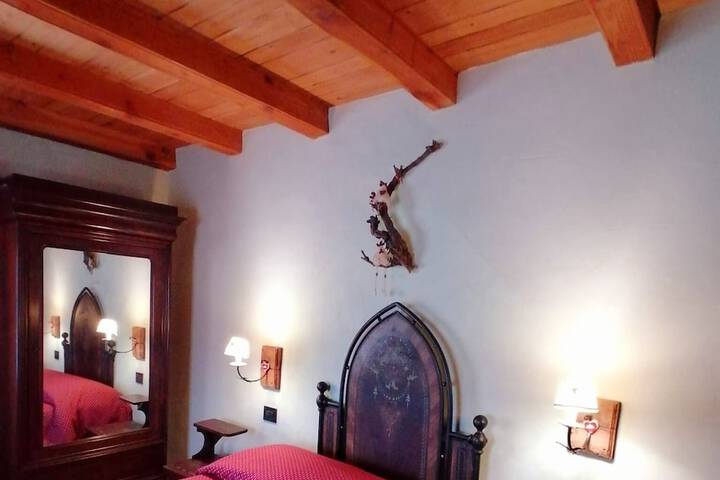 Room 27 of 110