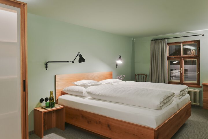 Room 13 of 57