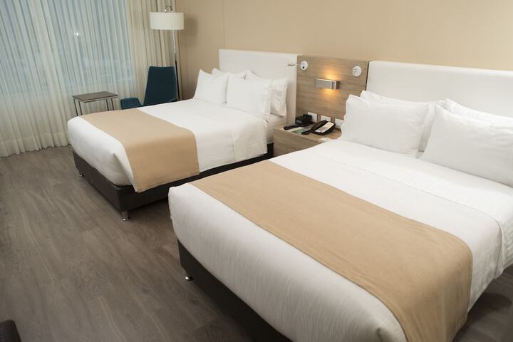 Room 15 of 103