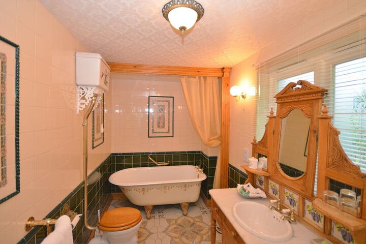 Hotel Interior 9 of 28