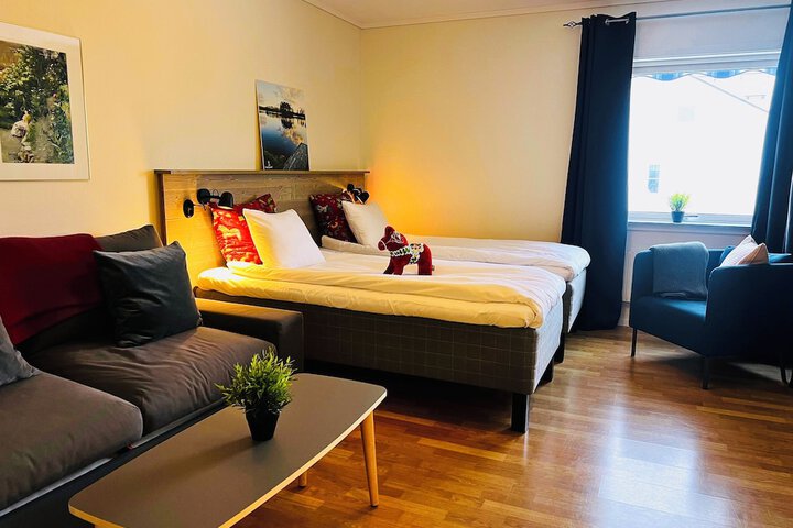 Room 10 of 29