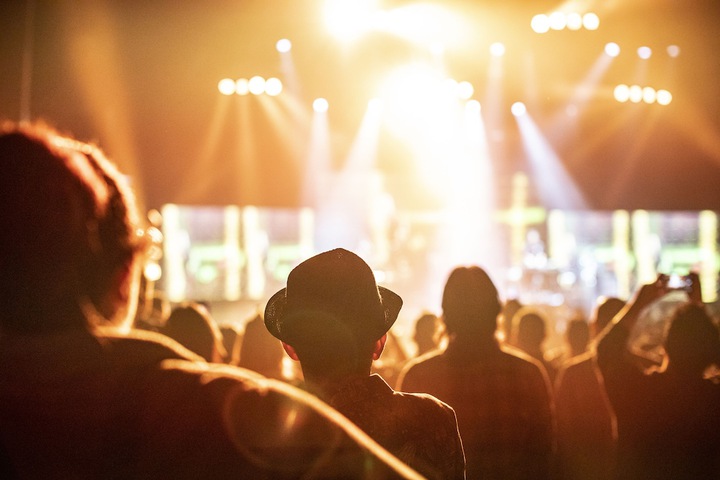 Entertainment 19 of 52