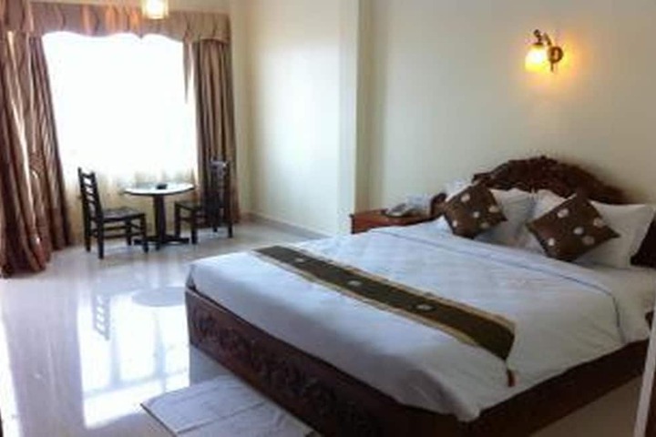 Room 5 of 22