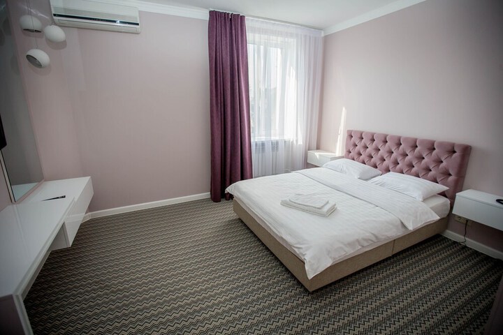Room 15 of 29