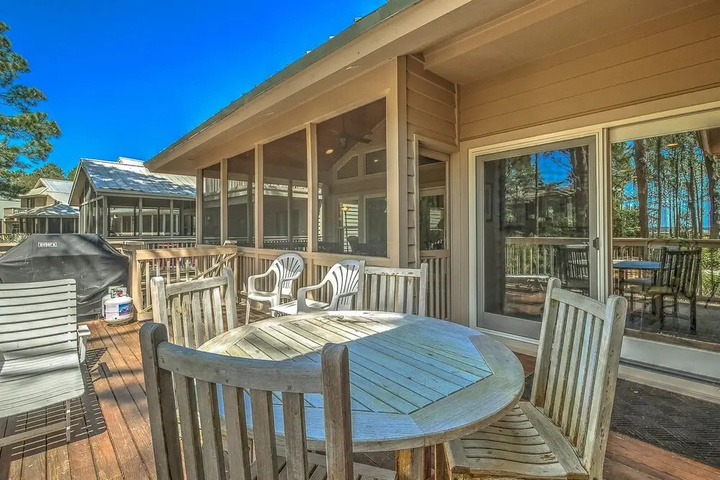 Terrace/Patio 7 of 20