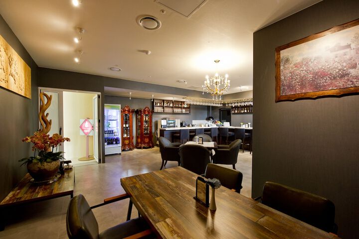 Coffee shop