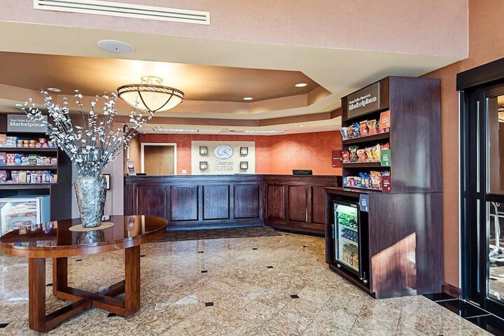 Hotel Interior 6 of 31