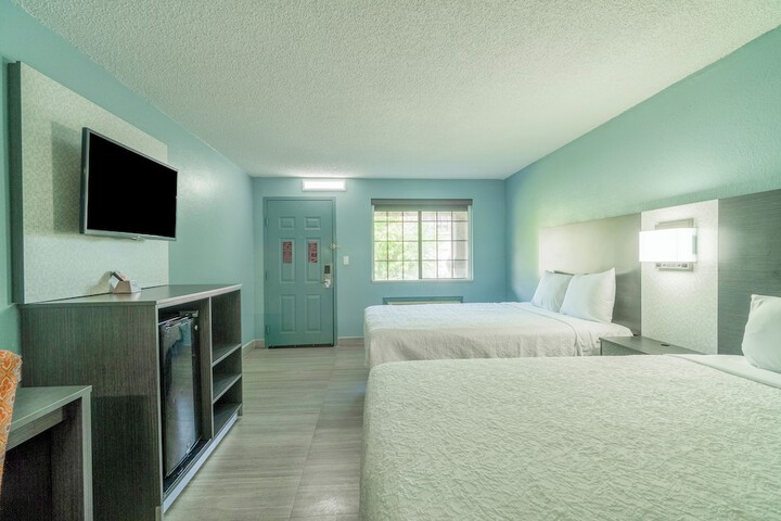 Room 46 of 99