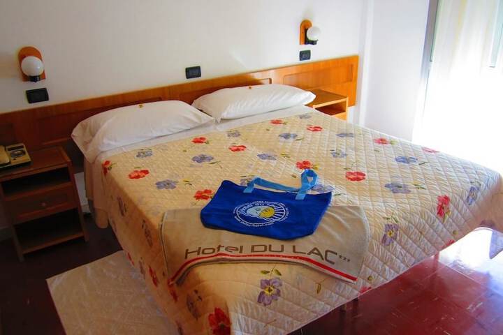 Room 6 of 57