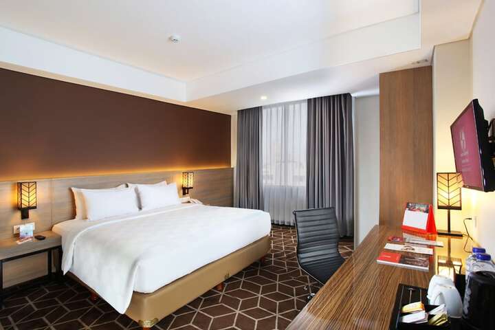 Room 13 of 43