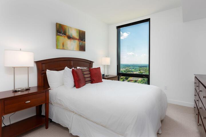 Room 17 of 208